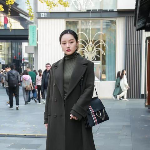 成都美女街拍图片大全的长尾关键词有什么