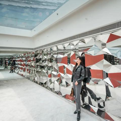 恒隆武汉展的相关长尾关键词有哪些