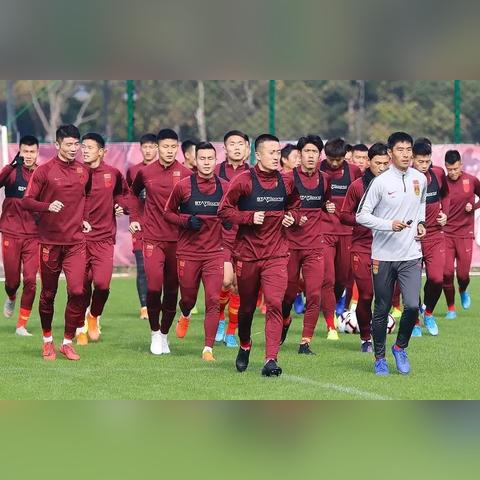 足球鞋臭了怎么清洗