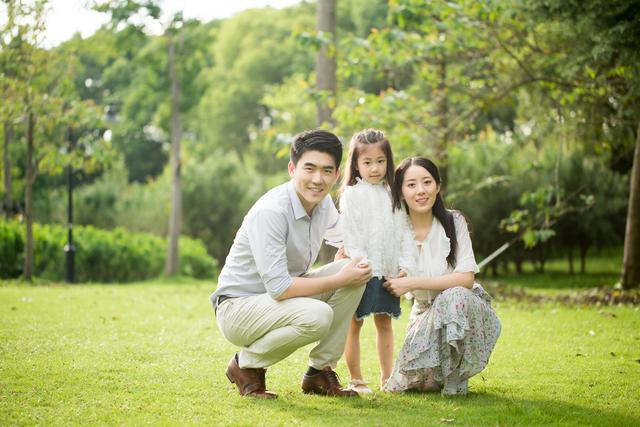 要从小告诉孩子世界真实的模样吗