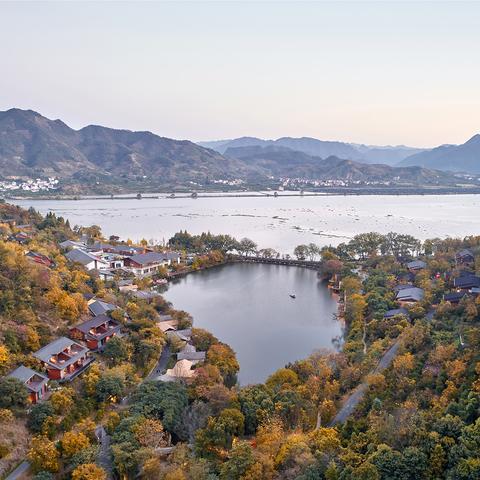杭州富春芳草地早餐的相关长尾关键词有哪些