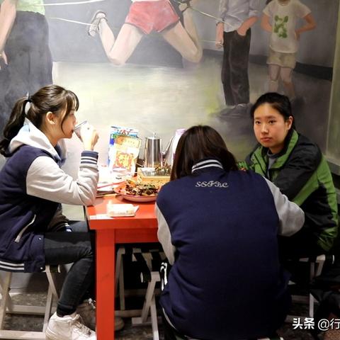 西安市烤肉都需要什么人