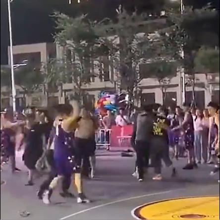 足球比赛中晕倒急救的长尾关键词有什么