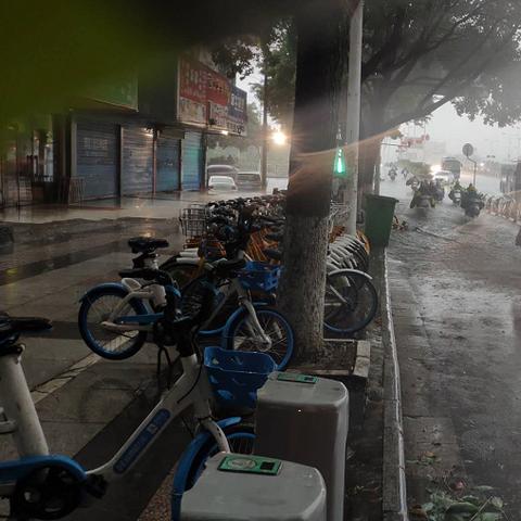 桂林市叠彩区吃的在哪里