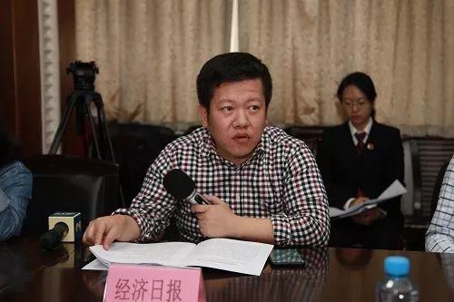 直播:江西疫情发布会
/直播:江西疫情防控发布会 直播:江西疫情发布会
/直播:江西疫情防控发布会