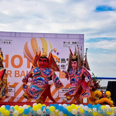 厦门环岛路椰风寨要收门票的吗？