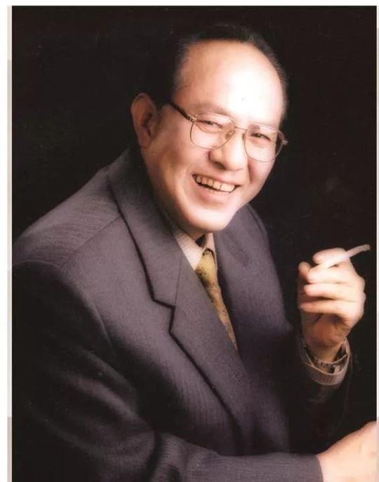 著名诗人刘章病逝享年82岁著名诗人刘章病逝享年82岁