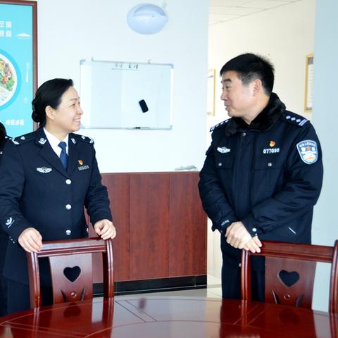 河南省警察学院照片的相关长尾关键词有哪些