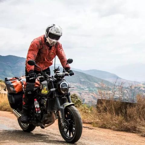 从合肥去拉萨坐飞机机票要多少钱？