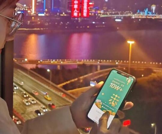 短视频利用互联网将春节变成战场，竞争着过年才有感觉