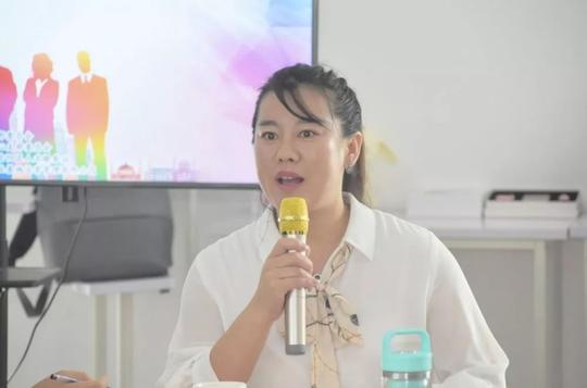 2019创青春·创业分享会在三亚市互联网双创中心举行