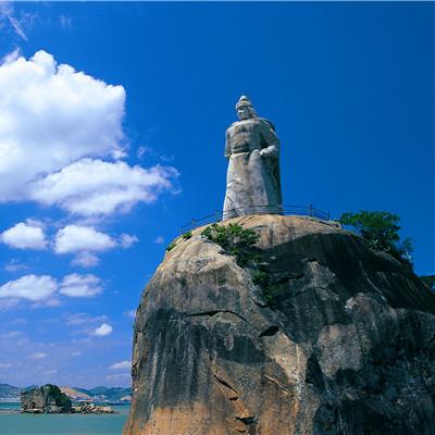 到厦门站先去哪里玩？