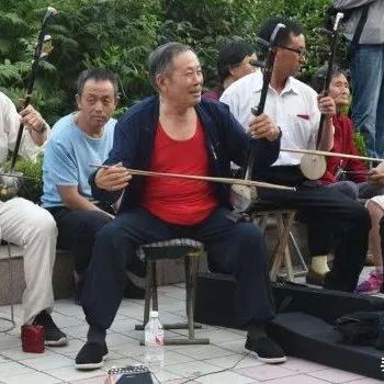 2025.11.22西安今日穿衣指南