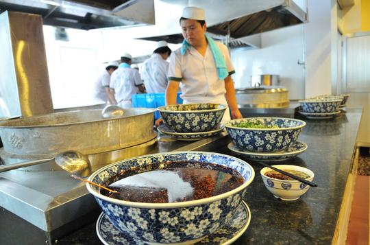 小面馆生意不好，用这个“简单”的方法，生意火爆