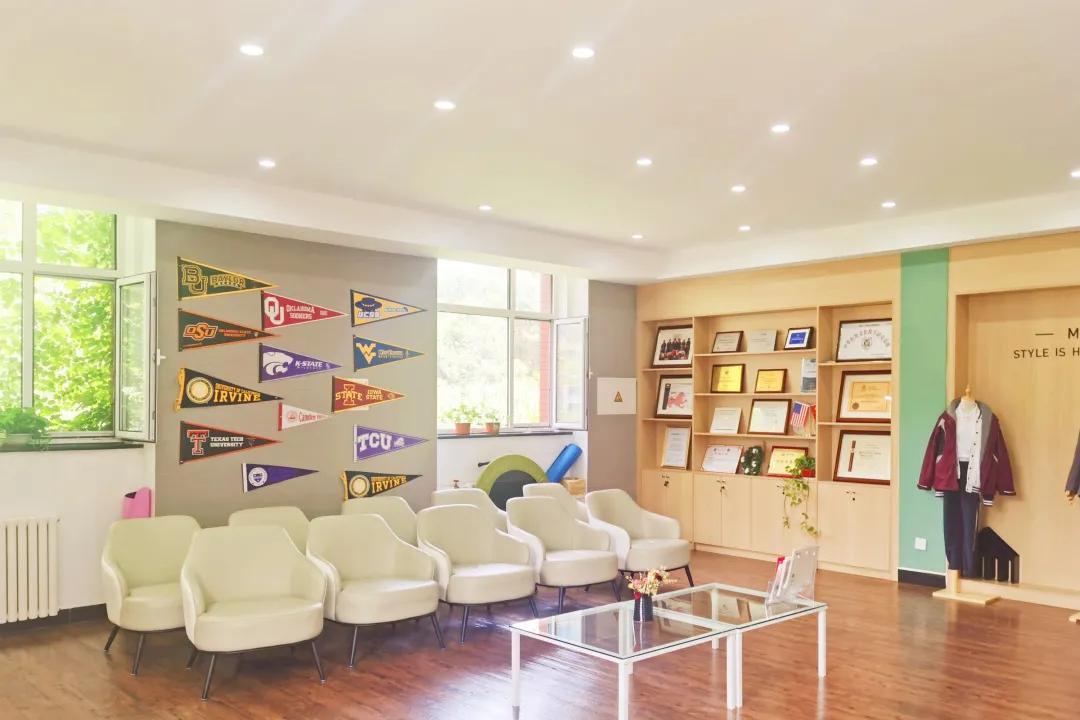 北京公布开学条件
(北京开学要求) 北京公布开学条件
(北京开学要求)