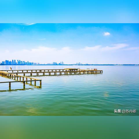 杭州哪边靠海？