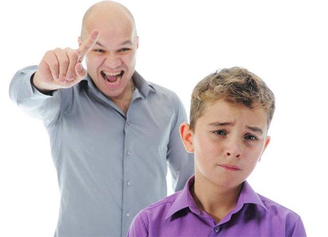 孩子喜欢自言自语正常吗