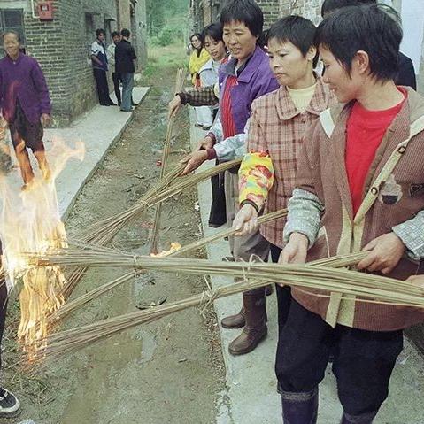 佛山市奢侈品二手市场的长尾关键词有哪些