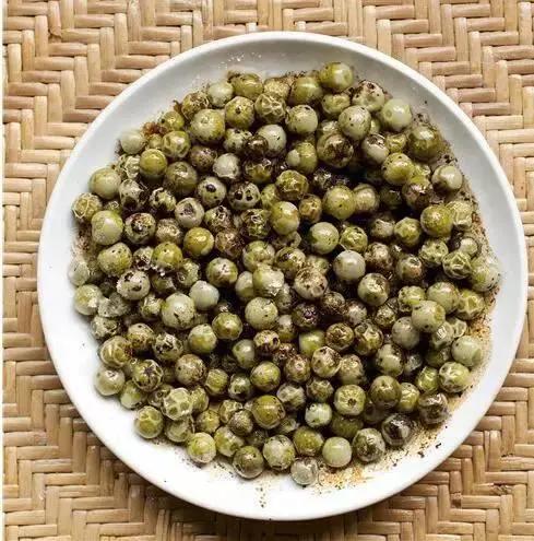 芥末配什么美食吃（吃芥末会导致上火吗）