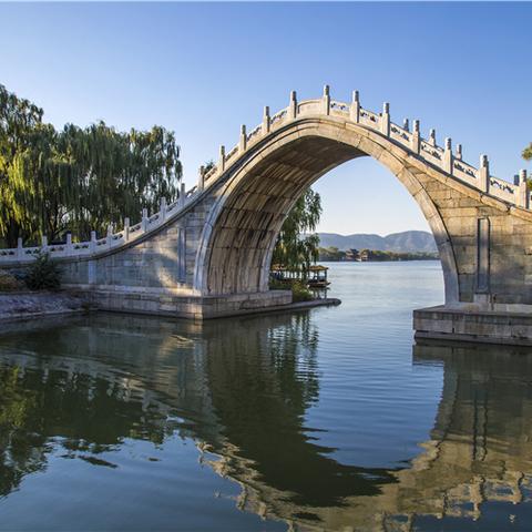 西安市昆明湖在什么地方