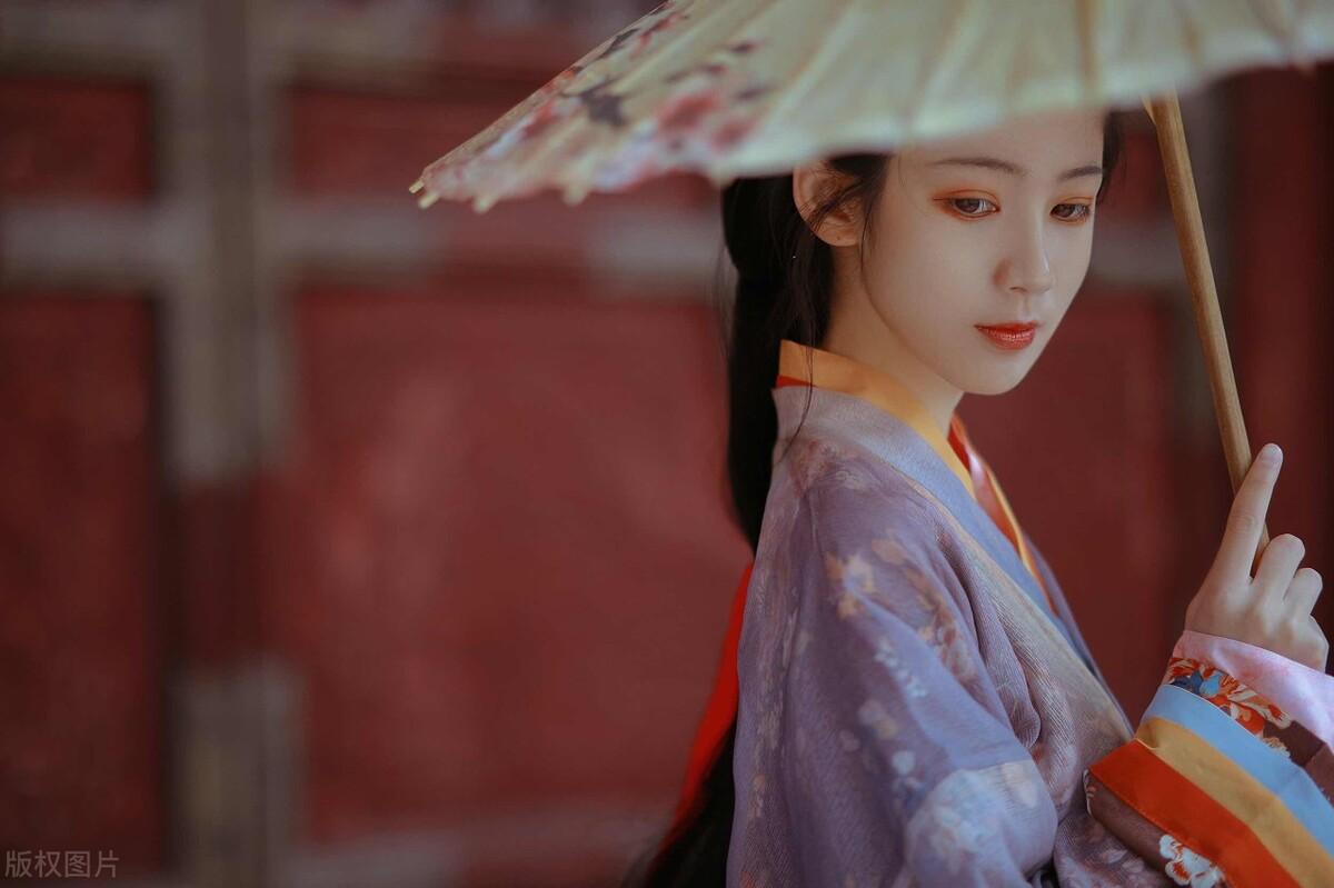 19猪宝宝都怎么起名(2020年6日19日零成4点25出生的男孩子改什么名字最好)