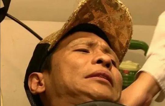 从一介平民，到万总瞩目的喜剧明星，黑成了他的代名词他是谁？