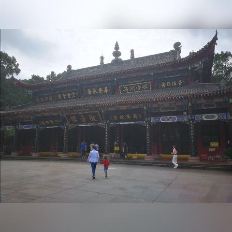 成都市内地铁直达寺庙的长尾关键词有哪些