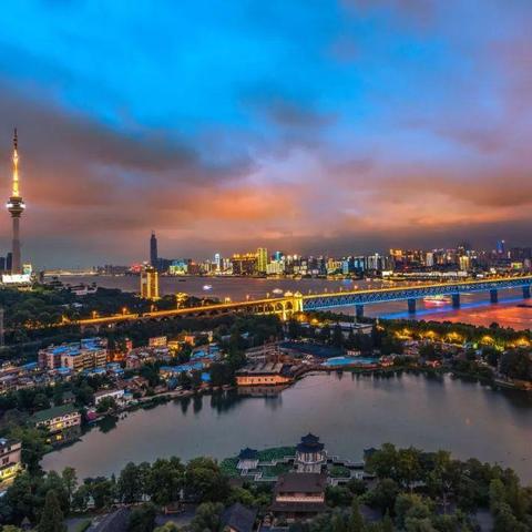 合肥市和长沙市哪个发达