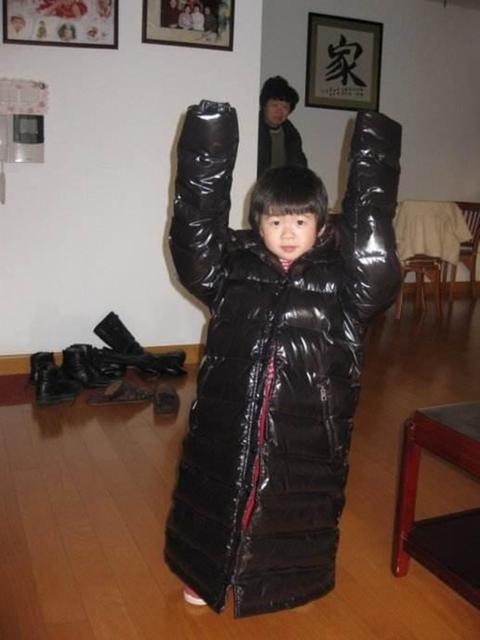 给宝宝穿羽绒服好吗 给宝宝穿羽绒服好吗