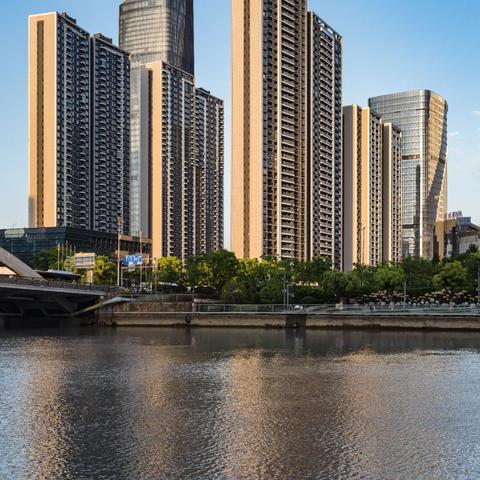 宁波市什么广场好