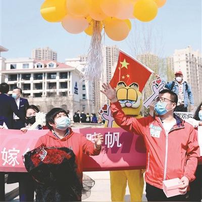 武汉与沈阳哪个大？