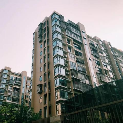 厦门市区多少钱一平方米