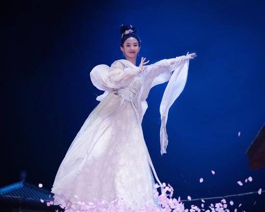 聂云竹跳舞好美-《赘婿》-仙女一样的胡丹丹