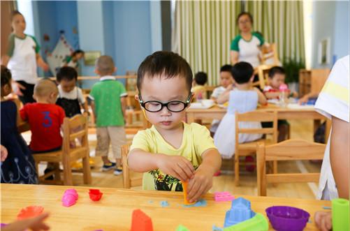 加盟幼儿早教是否能够带来足够盈利空间