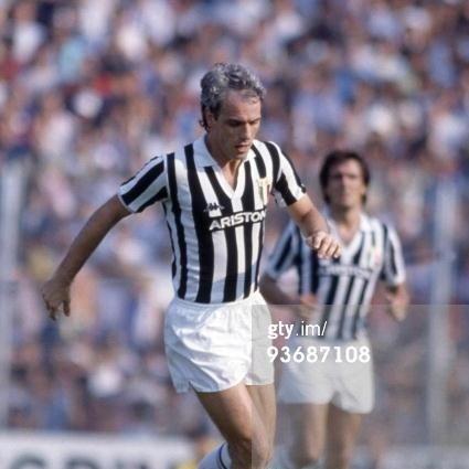 足球鞋多少号好看点儿