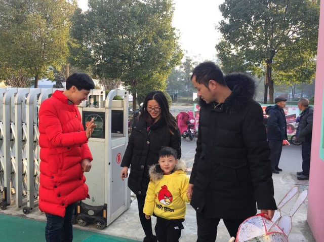 宝宝上幼儿园哭闹怎么办 宝宝上幼儿园哭闹怎么办