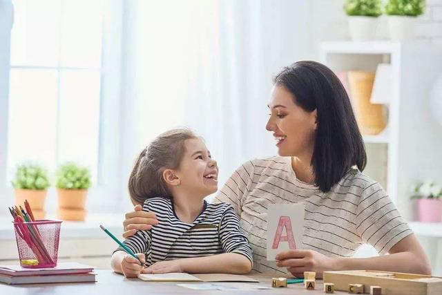 孩子语言敏感期有哪些常见表现