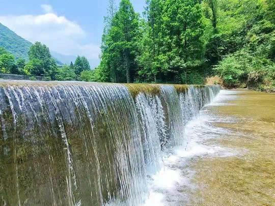 成都冷门纳凉地：进山避暑、踩水，享受25℃的夏天