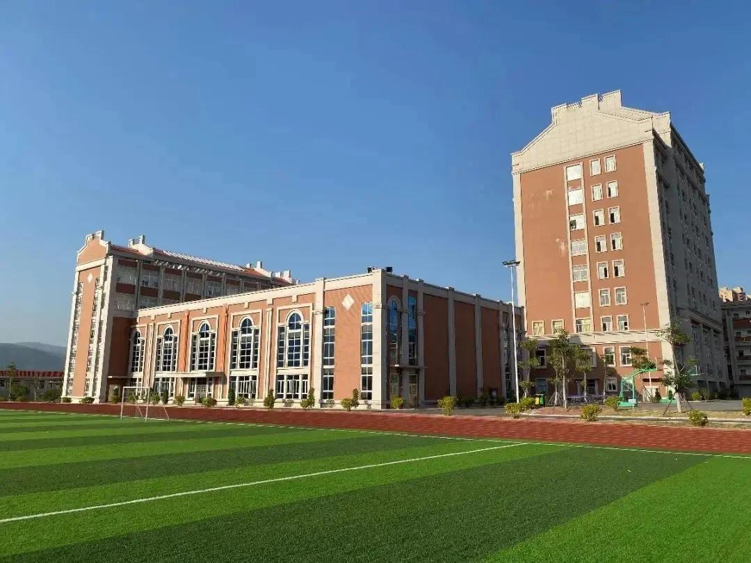2020年全国中学排行榜前十名：顶尖学府的实力排名