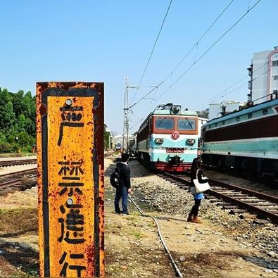 厦门萤火虫公园还开吗的相关长尾关键词有哪些