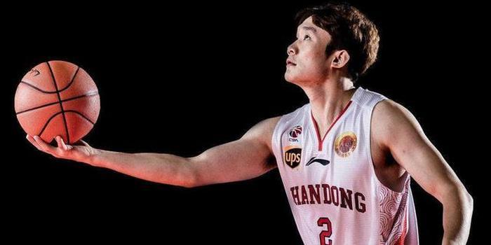 NBA球星排行榜前十名：实力与荣誉的巅峰对决
