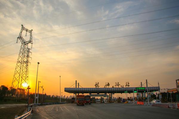 【5.1高速免费吗
 /5.1高速免费么?】