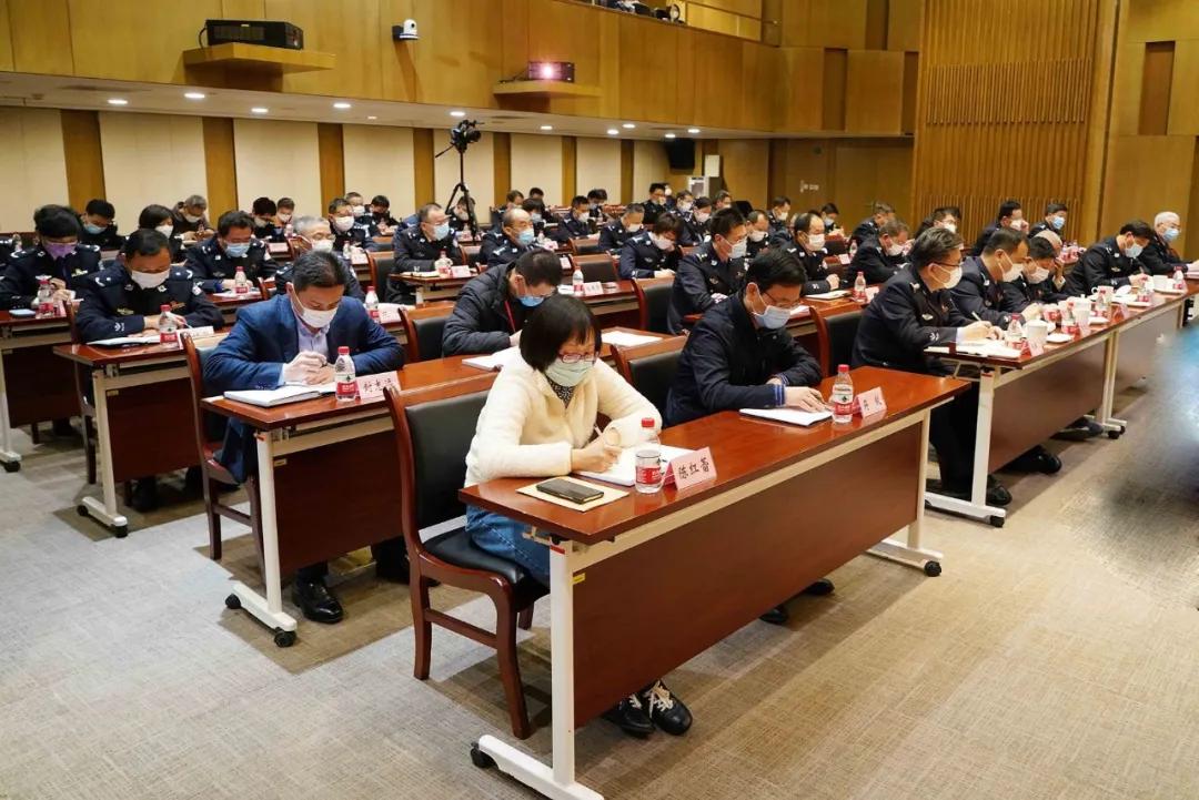 【上海通报2起疫情防控不力典型问题
 /上海疫情部门】