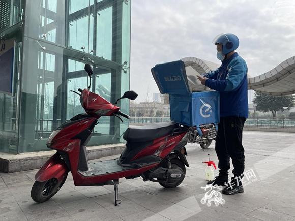 【20天内9地通报返乡人员阳性
 ,返乡10天被隔离28天】