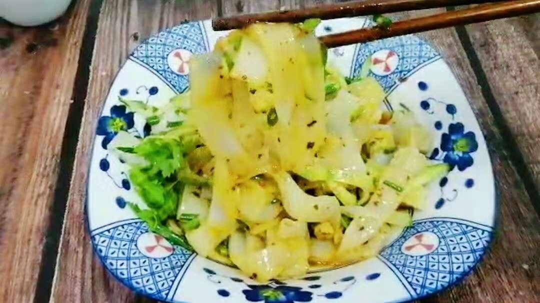 摆摊美食学什么好吃（想转型摆摊或者卖小吃）