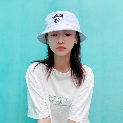 电眼女生1/电眼女生攻略