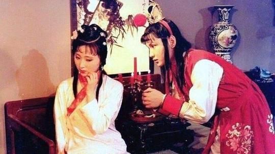 《红楼梦》连续四年成为北京微作文的考点，可见阅读原著的重要性