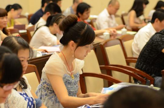 大学生创业能力的培养浅论
