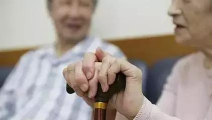 终止合同通知书签收表示同意吗 单位解除合同怎么赔偿