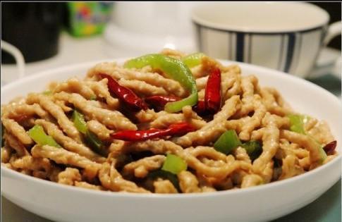 不粘锅能做些什么美食（铝不粘锅的优缺点）